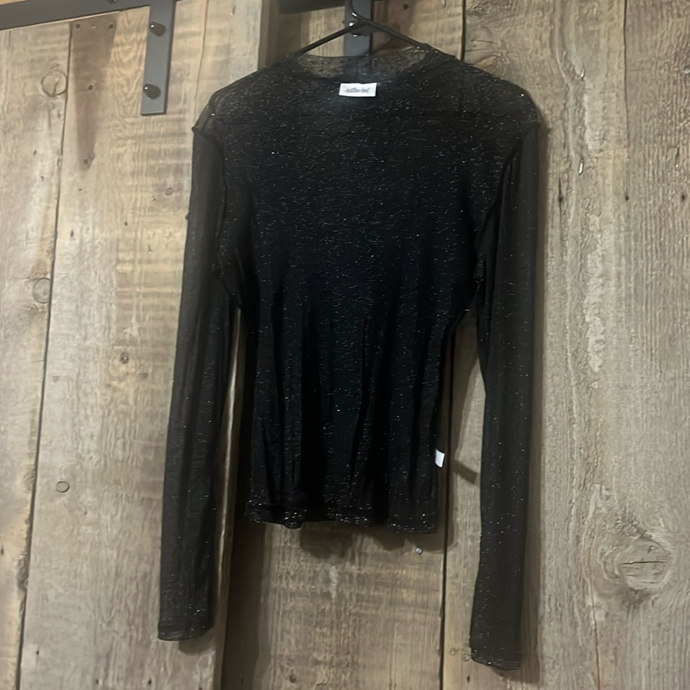 Sparkly under shirt from the buckle perfect for the holidays